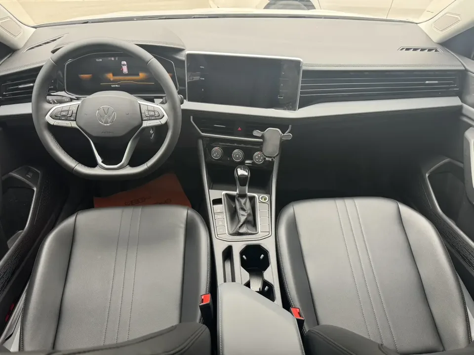 Volkswagen Sagitar 2023 Sagitar 300TSI DSG Excellence Edition 2024 — миниатюра 4
