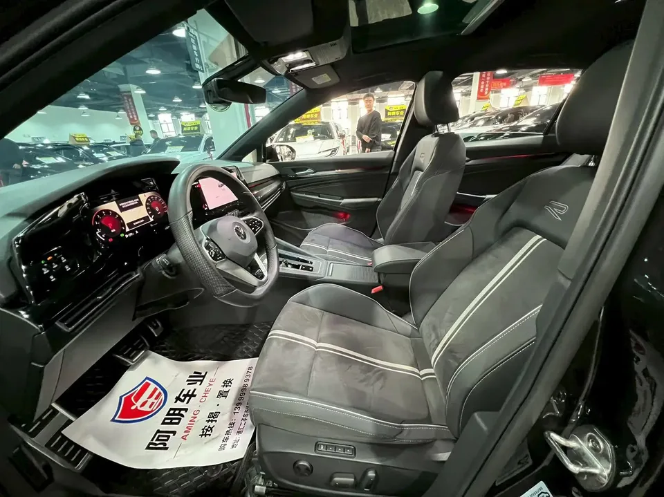 Volkswagen Golf Golf 2023 280TSI DSG R-Line Lite 2024 — миниатюра 5
