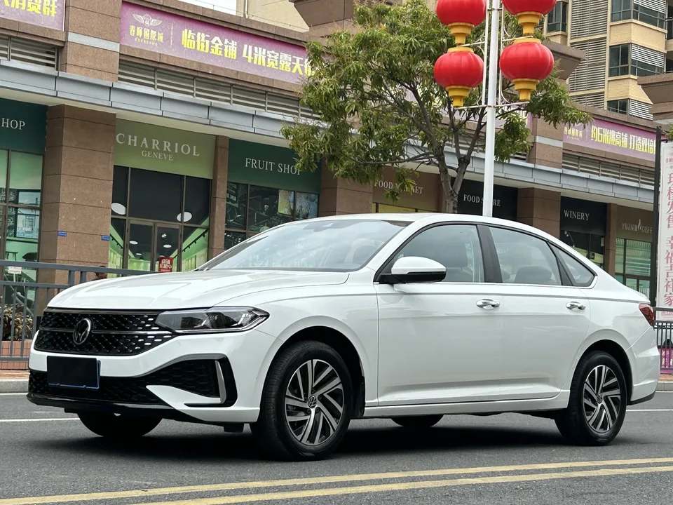 Volkswagen Lavida Lavida 2026 1.5L Automatic Starry Sky 5 Million Edition 2026 — photo 1, buy with delivery to Moscow