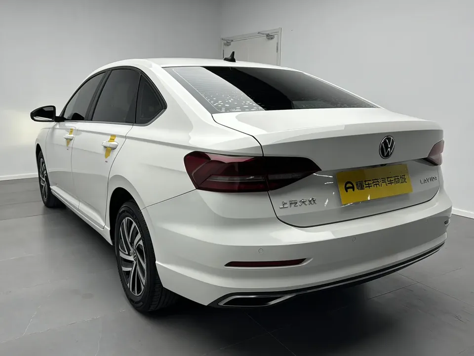 Volkswagen Lavida Lavida 2022 1.5L Automatic Vision Edition 2022 — миниатюра 2