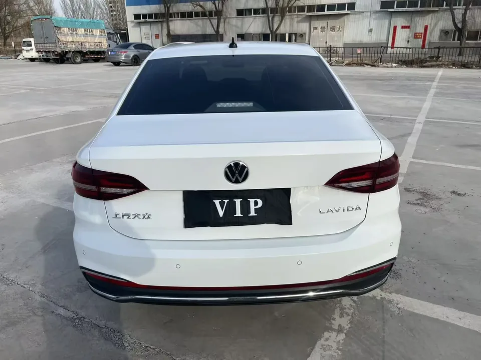 Volkswagen Lavida Lavida 2023 1.5L automatic Deyi version 2023 — миниатюра 2