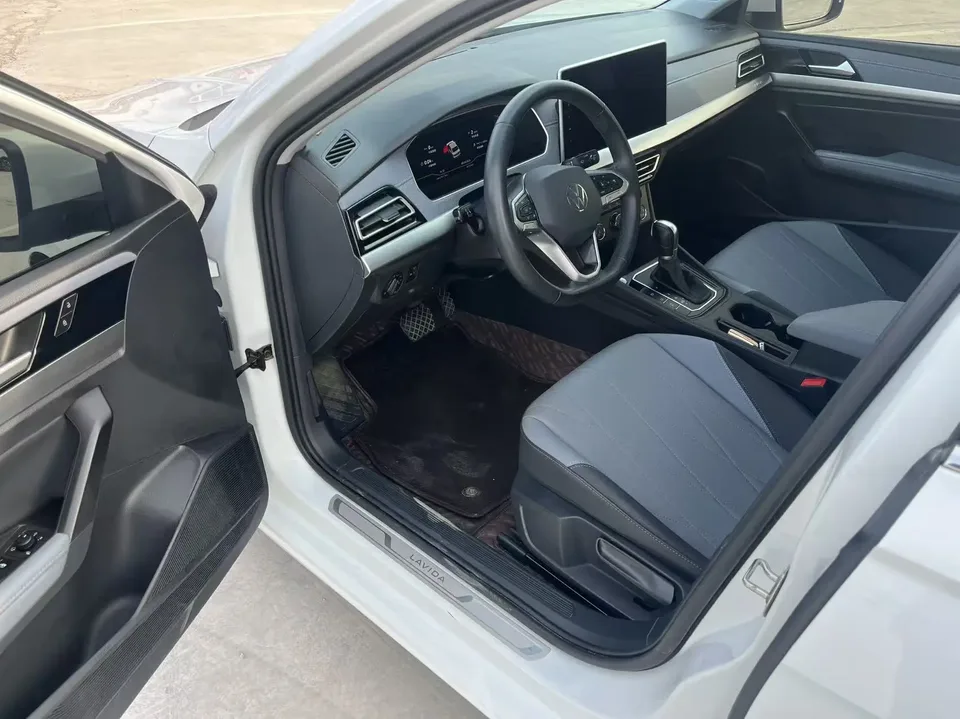 Volkswagen Lavida Lavida 2023 1.5L automatic Deyi version 2023 — миниатюра 5