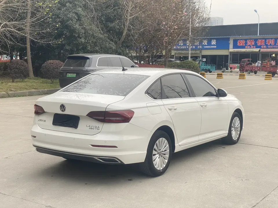 Volkswagen Lavida Lavida 2022 280TSI DSG Comfort Edition 2022 — миниатюра 5