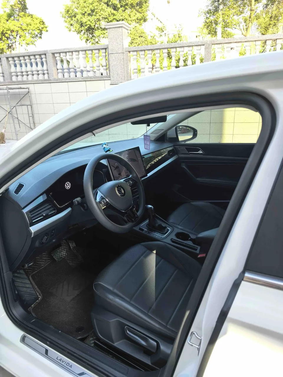 Volkswagen Lavida Lavida 2022 1.5L Automatic Vision Edition 2022 — миниатюра 2