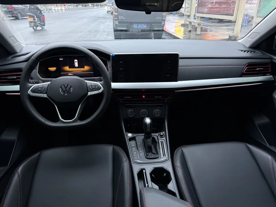 Volkswagen Lavida Lavida 2024 300TSI DSG Starry Sky Full Edition 2025 — миниатюра 5