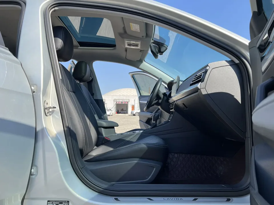 Volkswagen Lavida Lavida 2023 280TSI DSG Full Edition 2023 — миниатюра 5