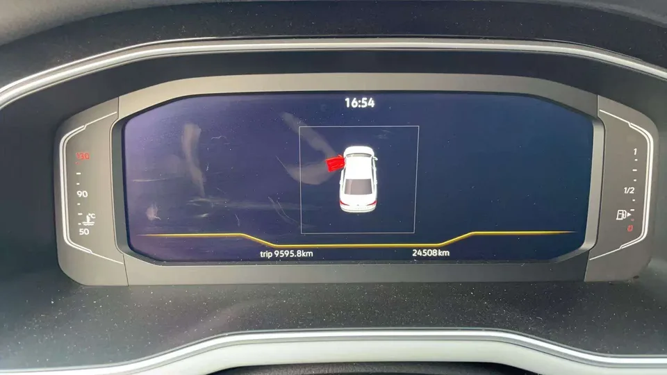 Volkswagen Bora Bora 2023 300TSI DSG Premium Edition 2024 — thumbnail 5