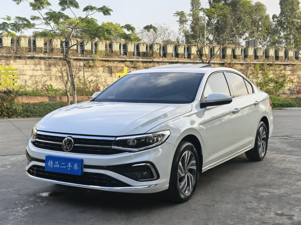 Volkswagen Bora 200TSI DSG Joy Edition 2024 — фото 1, купить с доставкой в Москву