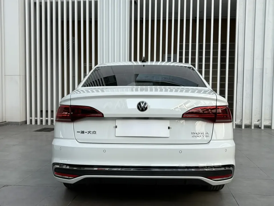 Volkswagen Bora 200TSI DSG Joy Edition 2024 — миниатюра 5