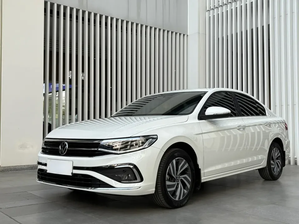 Volkswagen Bora 200TSI DSG Joy Edition 2024 — фото 1, купить с доставкой в Москву