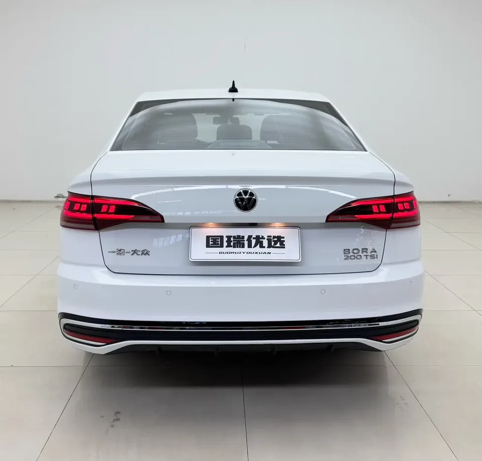 Volkswagen Bora Bora 2023 200TSI DSG Intelligent Driving PRO Edition 2022 — thumbnail 2