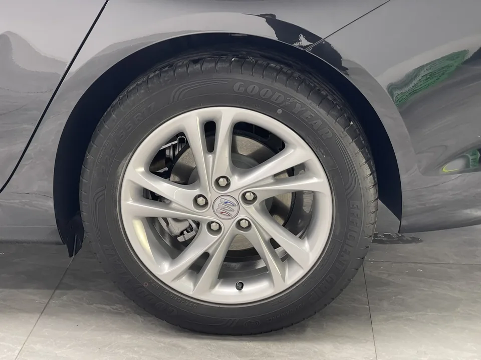 Buick Majesty Regal 2024 25T Super Edition 2024 — миниатюра 3