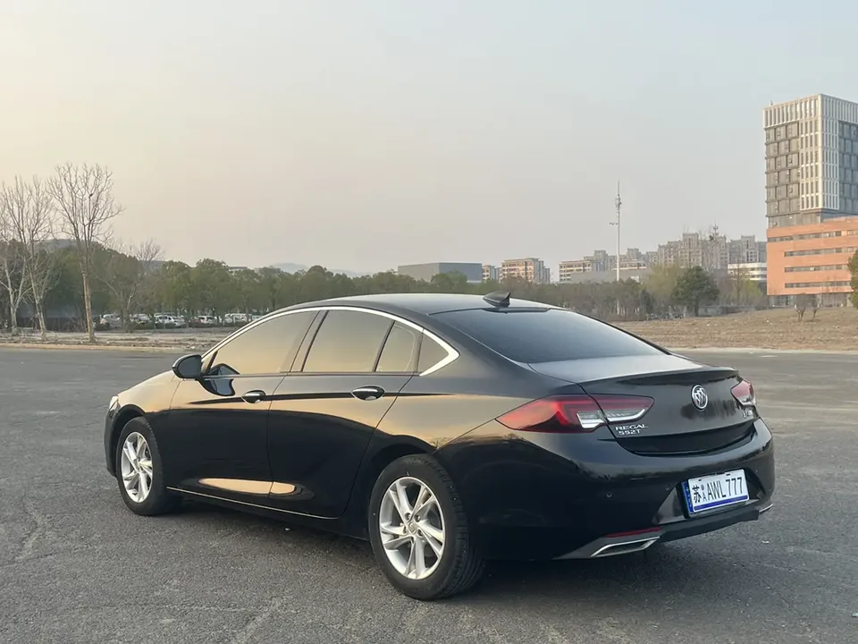 Buick Majesty Majesty 2023 Regal 2023 552T Smart Edition 2023 — thumbnail 4