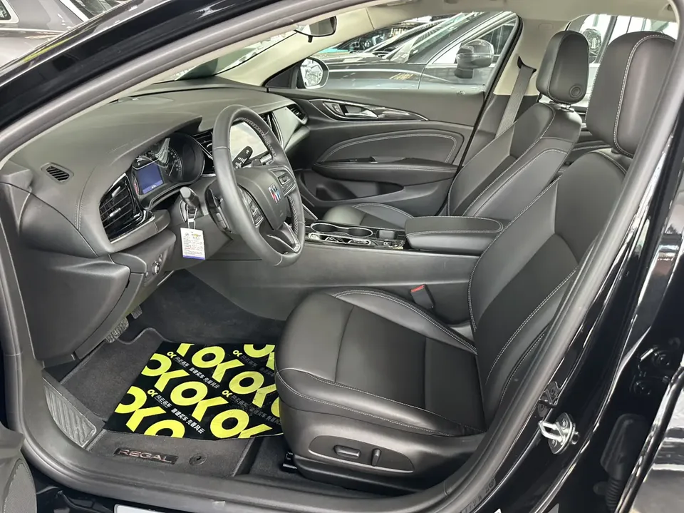 Buick Majesty Regal 2024 facelift 25T Super Edition 2025 — миниатюра 5