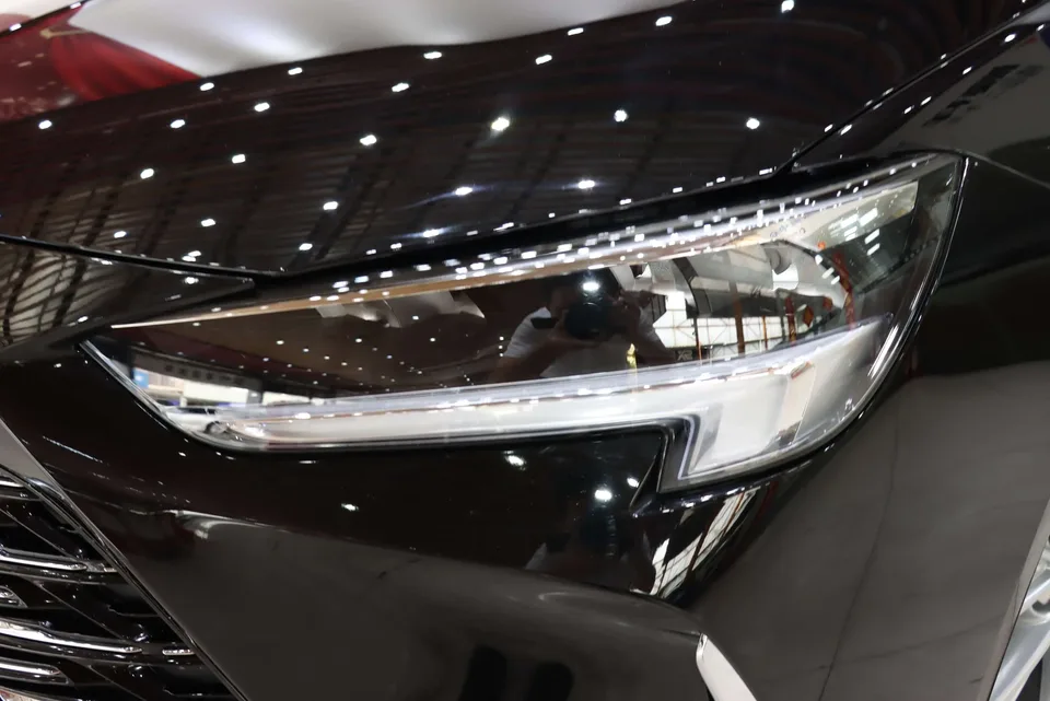 Buick Majesty Regal 2024 facelift 28T Enjoyment Edition 2025 — миниатюра 3