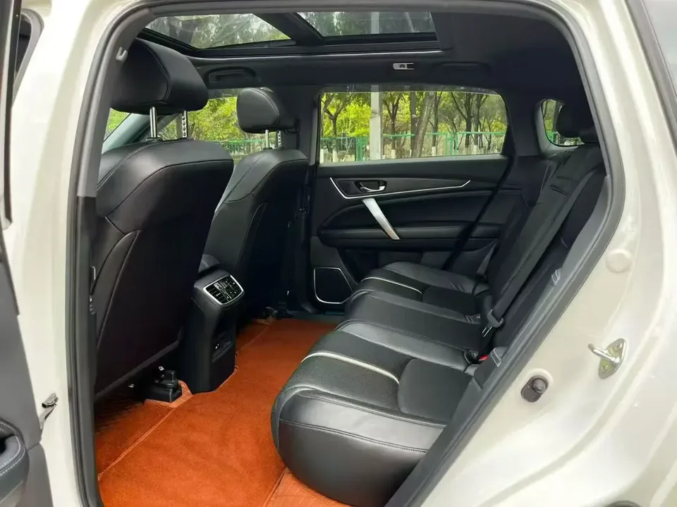 Honda UR-V 240TURBO 2WD Joy Edition 2024 — миниатюра 3