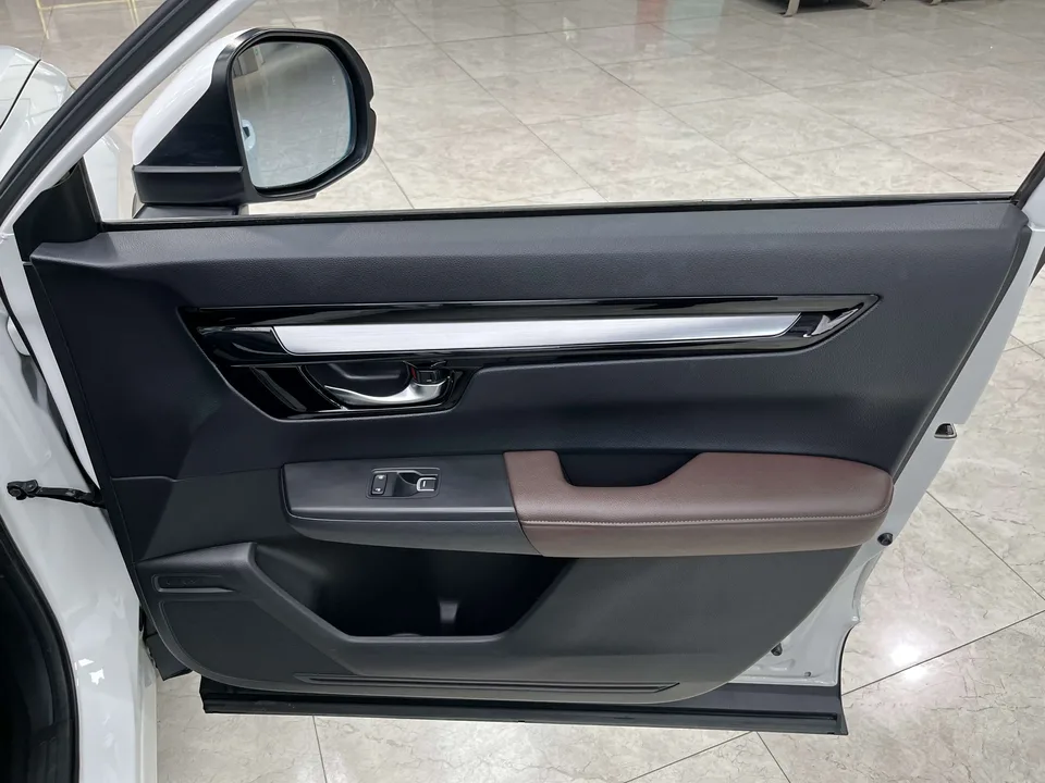 Honda CR-V Honda CR-V 2023 240TURBO CVT 2WD 7-seater version 2022 — миниатюра 4