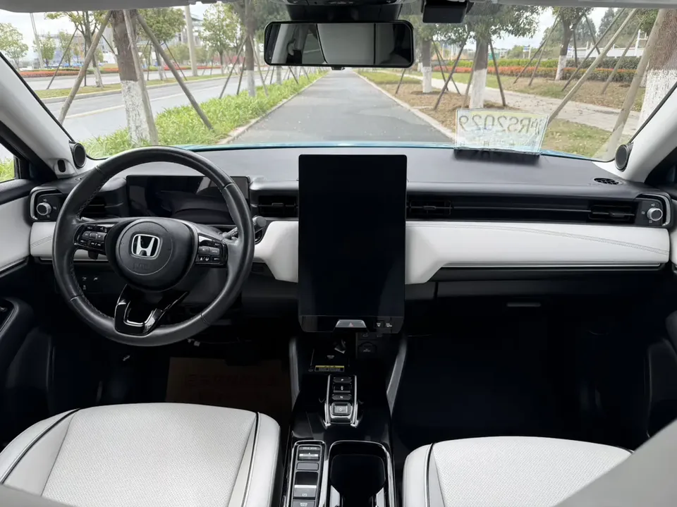 Honda e:NS1 e-dynamic version 2022 — миниатюра 5