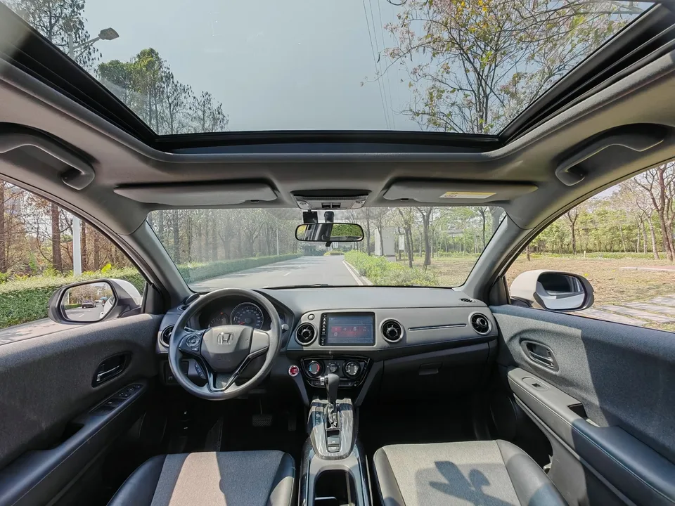 Honda WR-V HondaXR-V 2022 1.5L CVT Obsidian Edition 2022 — thumbnail 5