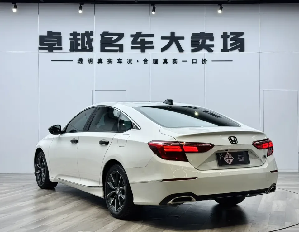 Honda Inspire Yingshipai 2022 260TURBO Delicate Edition 2023 — thumbnail 2