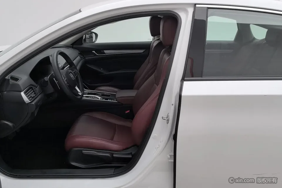 Honda Accord 2022 Accord Hybrid 2.0L Cool Edition 2022 — миниатюра 5
