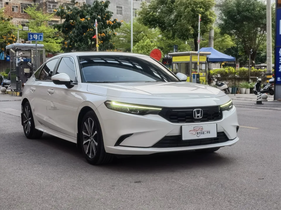 Honda Integra 240TURBO CVT Deluxe Edition 2023 — миниатюра 3