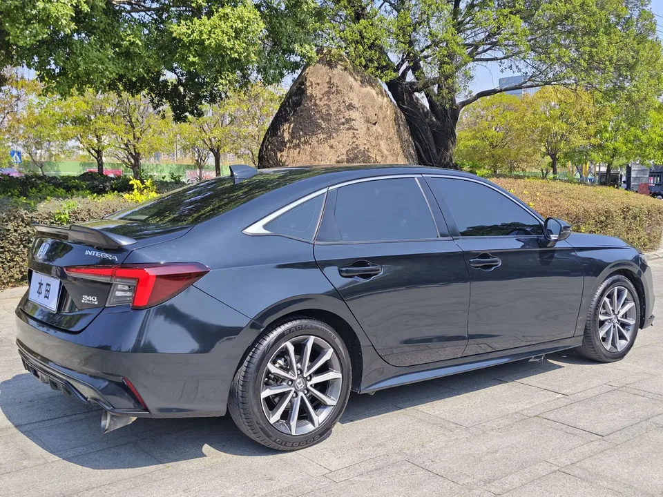 Honda Integra 240TURBO CVT Deluxe Edition 2023 — миниатюра 2