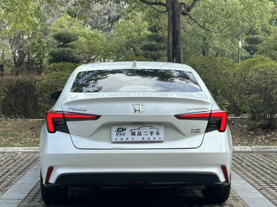 Honda Integra 240TURBO Exclusive MT Edition 2025 — миниатюра 2