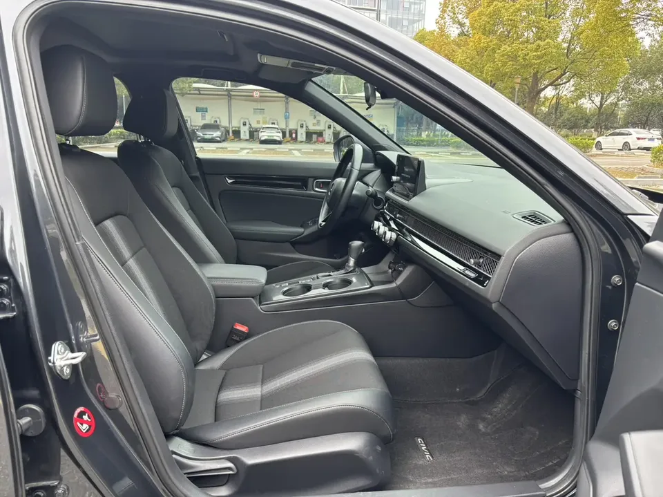 Honda CIVIC 2022 Civic 240TURBO CVT Ignition Edition 2023 — миниатюра 5