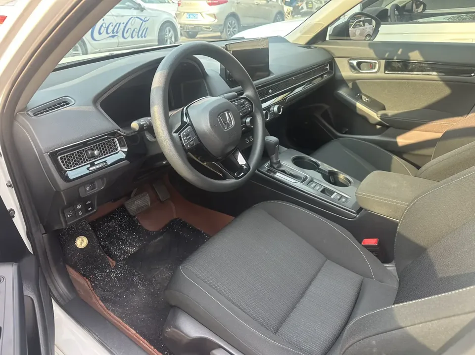 Honda CIVIC Civic 240TURBO CVT Dynamic C-position Customer Special Edition 2023 — миниатюра 3