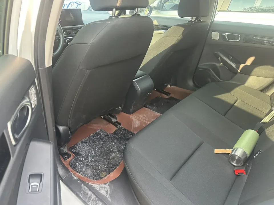 Honda CIVIC Civic 240TURBO CVT Dynamic C-position Customer Special Edition 2023 — миниатюра 5