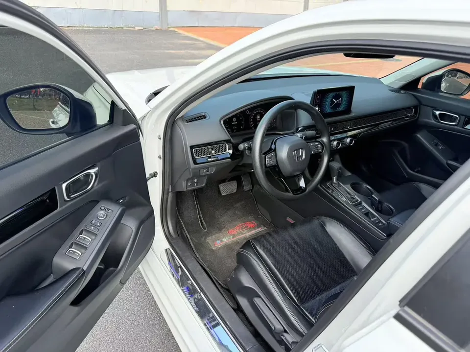 Honda CIVIC Civic 240TURBO CVT Power Edition 2024 — миниатюра 5