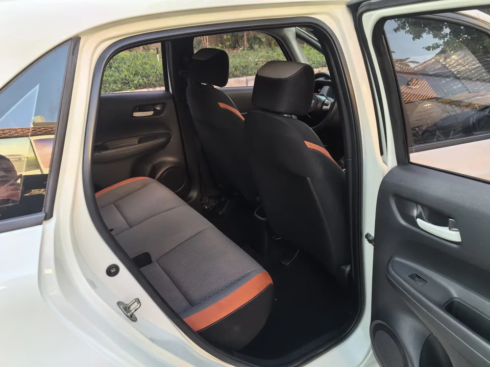 Honda FIT Fit 2022 1.5L CVT Trendy Sunroof Edition 2022 — thumbnail 3