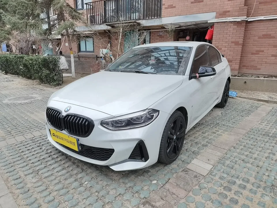 BMW 1 Series 2023