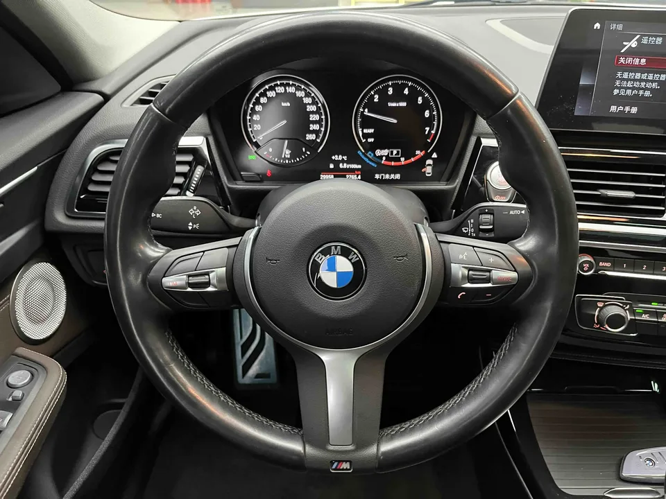BMW 1 Series BMW 1 Series 2023 120i M Sport Night Edition 2023 — миниатюра 5
