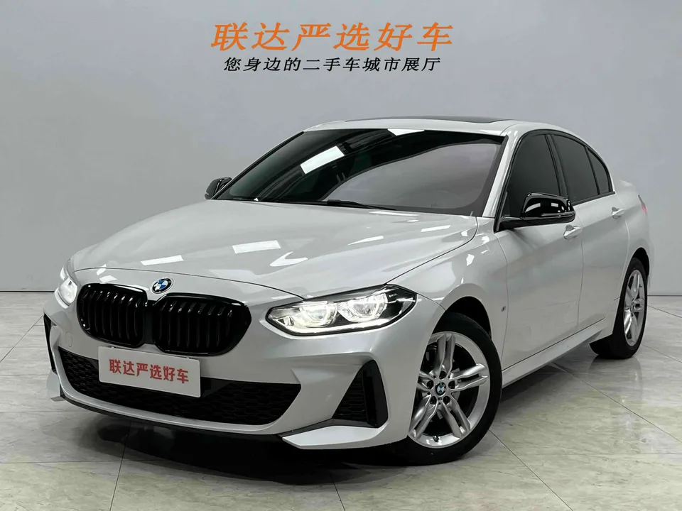 BMW 1 Series BMW 1 Series 2023 120i M Sport Night Edition 2023 — фото 1, купить с доставкой в Москву