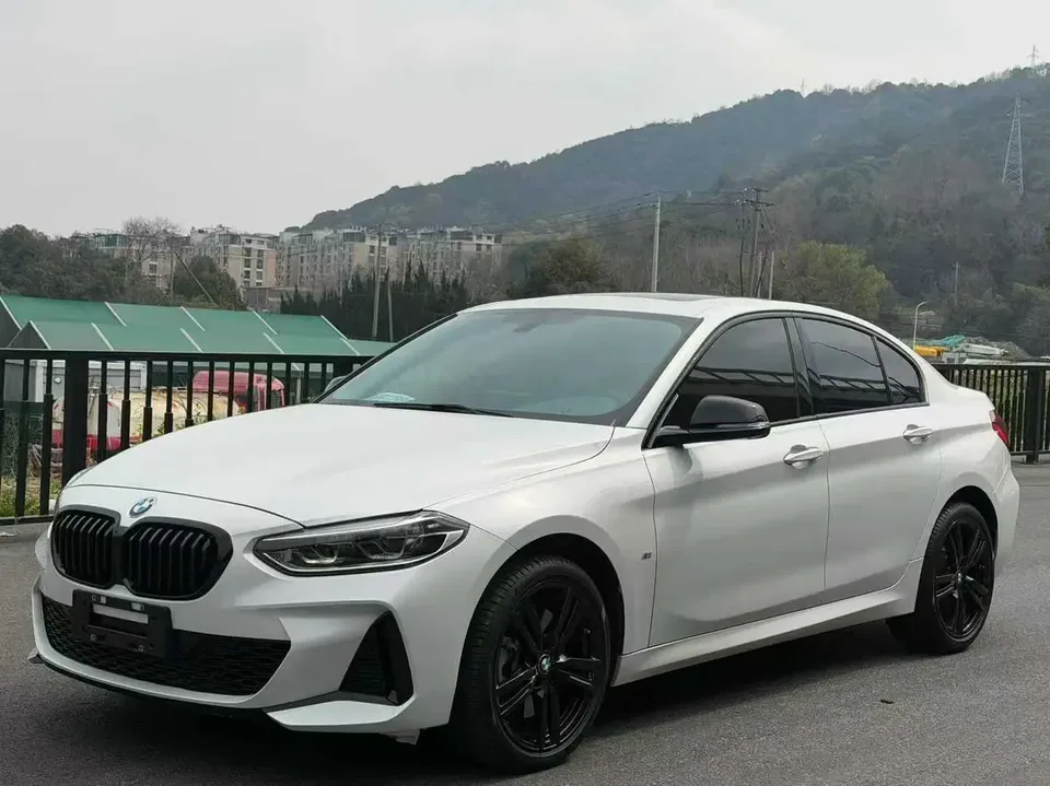 BMW 1 Series 2022