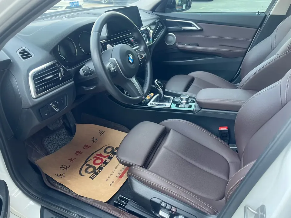 BMW 1 Series facelift 120i M Sport Night Edition 2022 — миниатюра 4