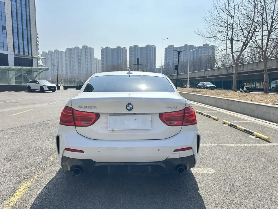 BMW 1 Series BMW 1 Series 2021 125i M Sport Night Edition 2022 — миниатюра 2