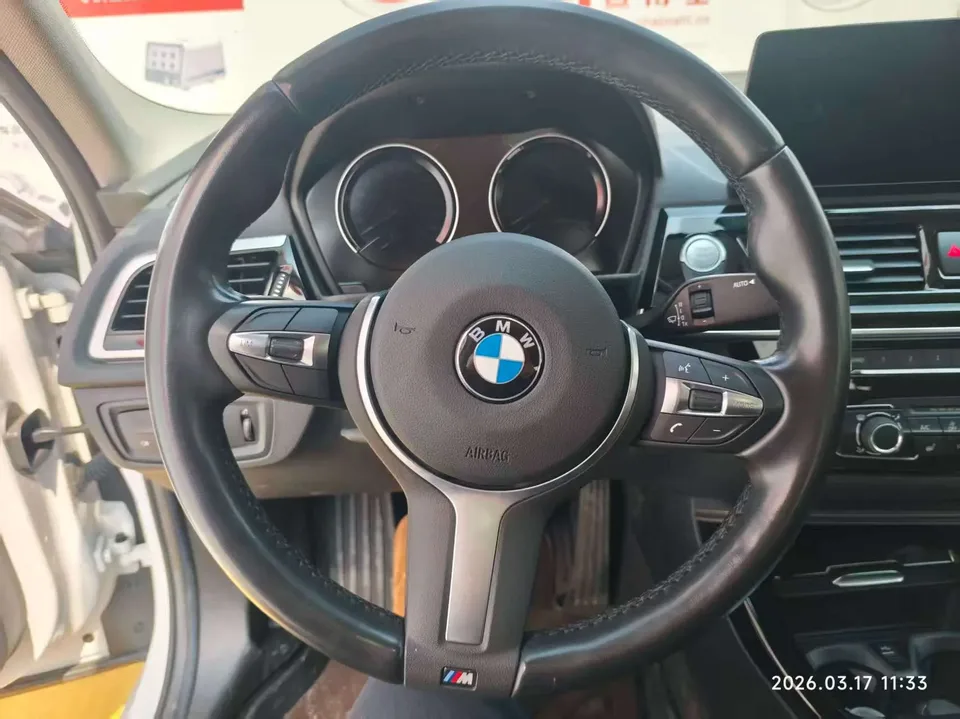 BMW 1 Series facelift 120i M Sport Night Edition 2023 — миниатюра 3