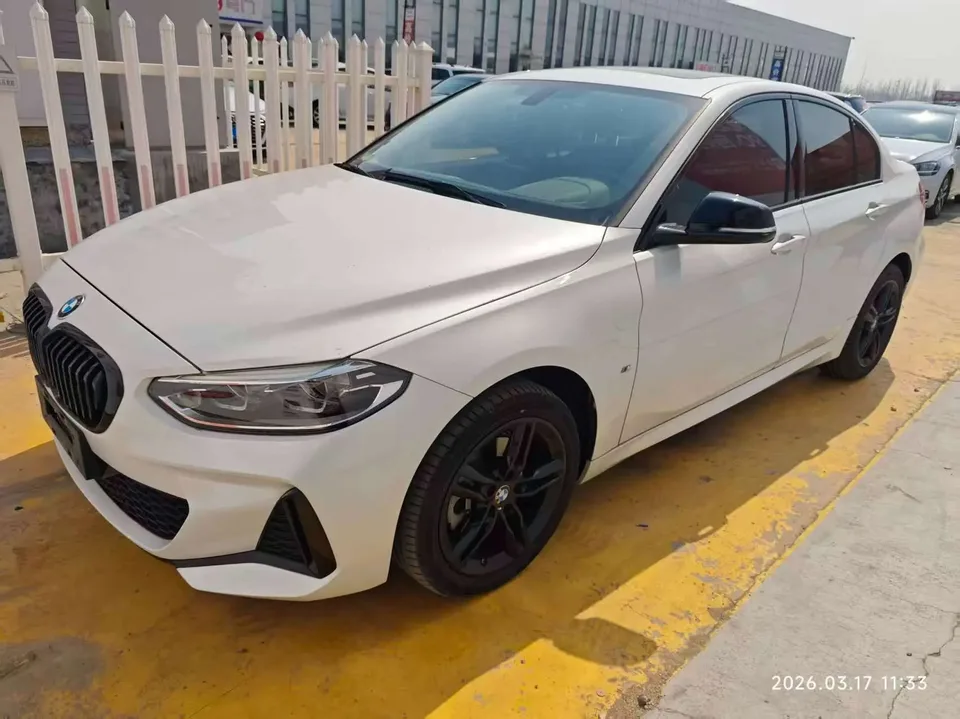 BMW 1 Series facelift 120i M Sport Night Edition 2023 — фото 1, купить с доставкой в Москву