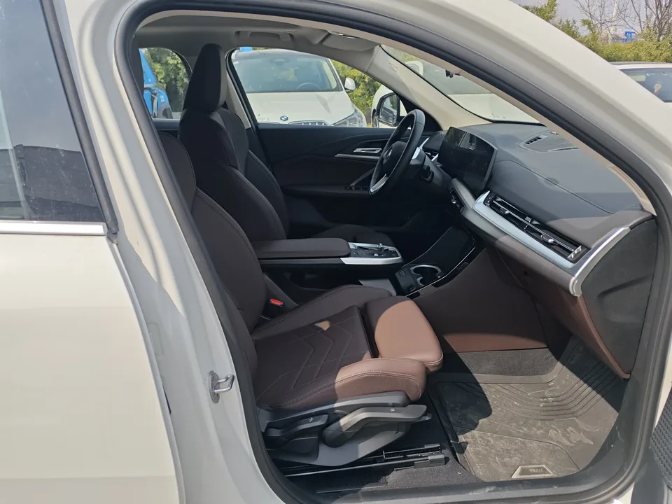 BMW X2 BMW X2 (imported) 2024 sDrive25i M Sport Package 2025 — thumbnail 5