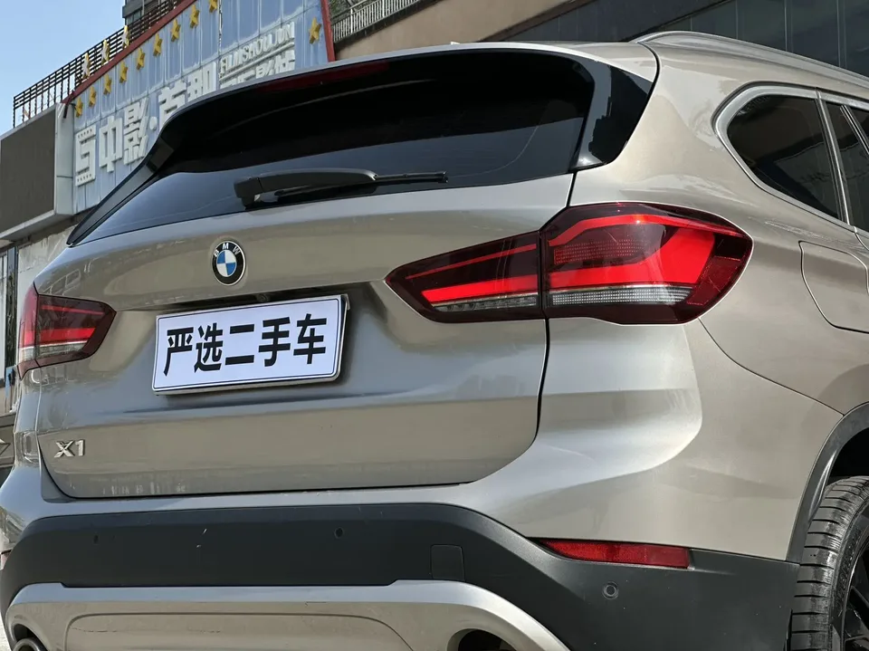 BMW X1 BMW X1 2022 sDrive20Li Fashion Edition 2022 — миниатюра 3