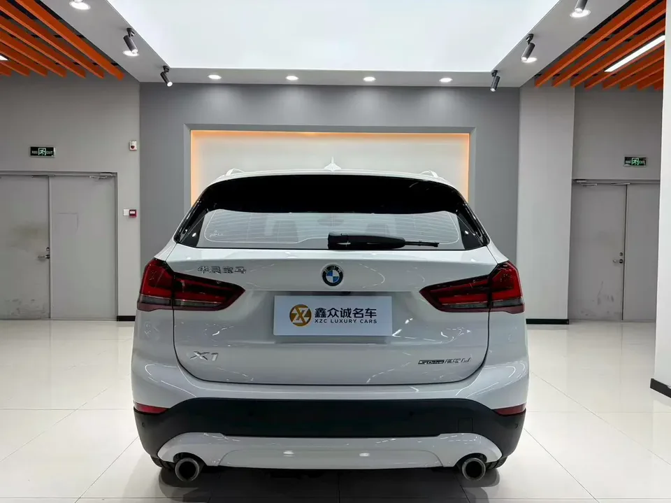 BMW X1 BMW X1 2022 sDrive25Li Leading Edition 2023 — миниатюра 2