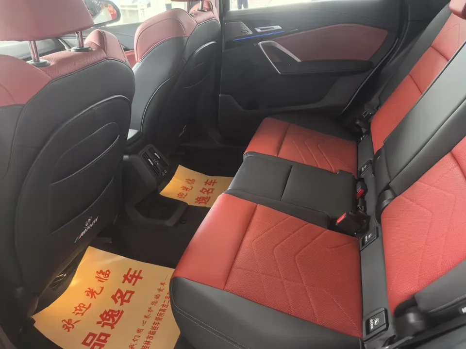 BMW X1 sDrive25Li X Design Package 2025 — миниатюра 4