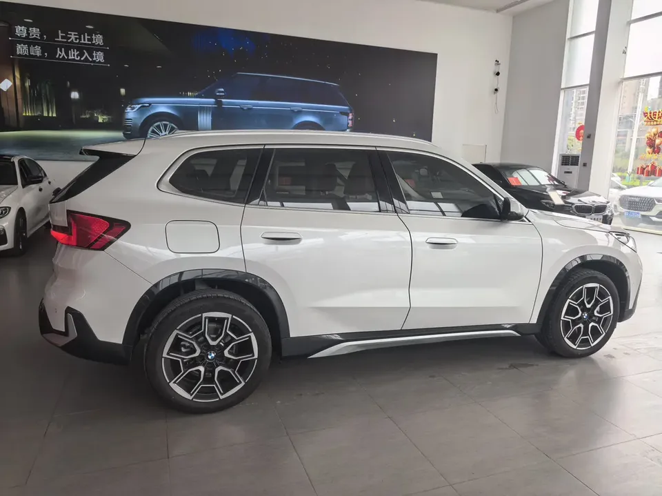BMW X1 sDrive25Li X Design Package 2025 — миниатюра 5