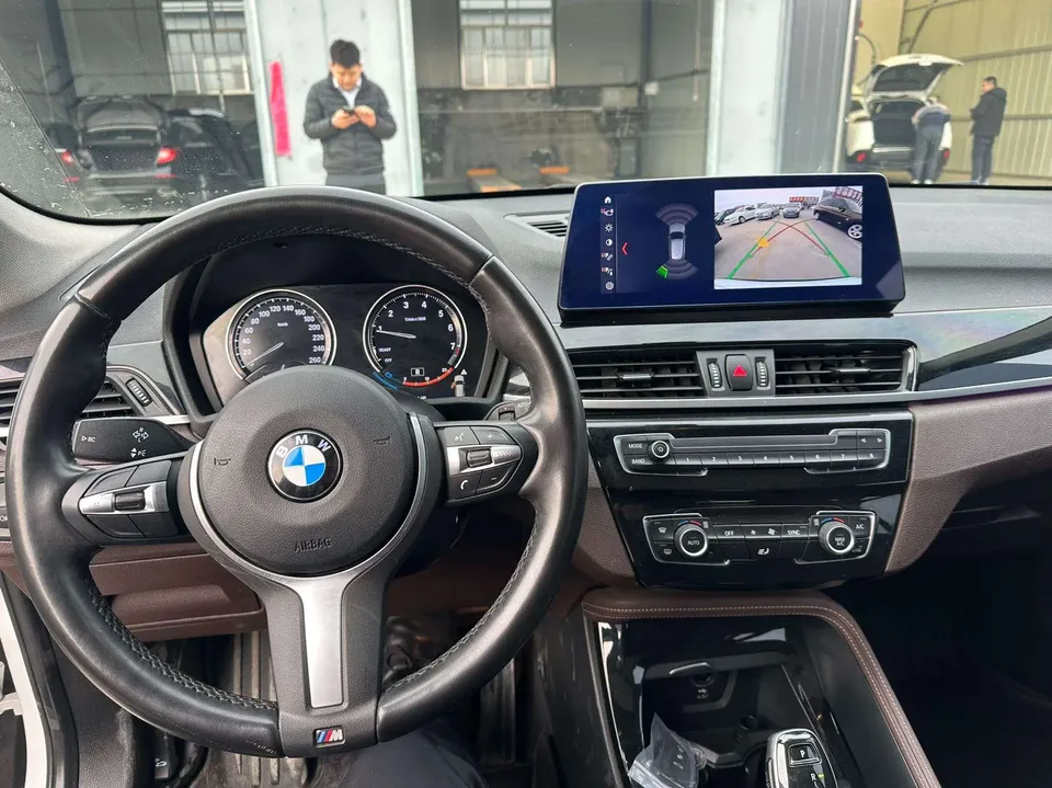 BMW X1 BMW X1 2022 sDrive20Li Exclusive Model 2022 — миниатюра 3