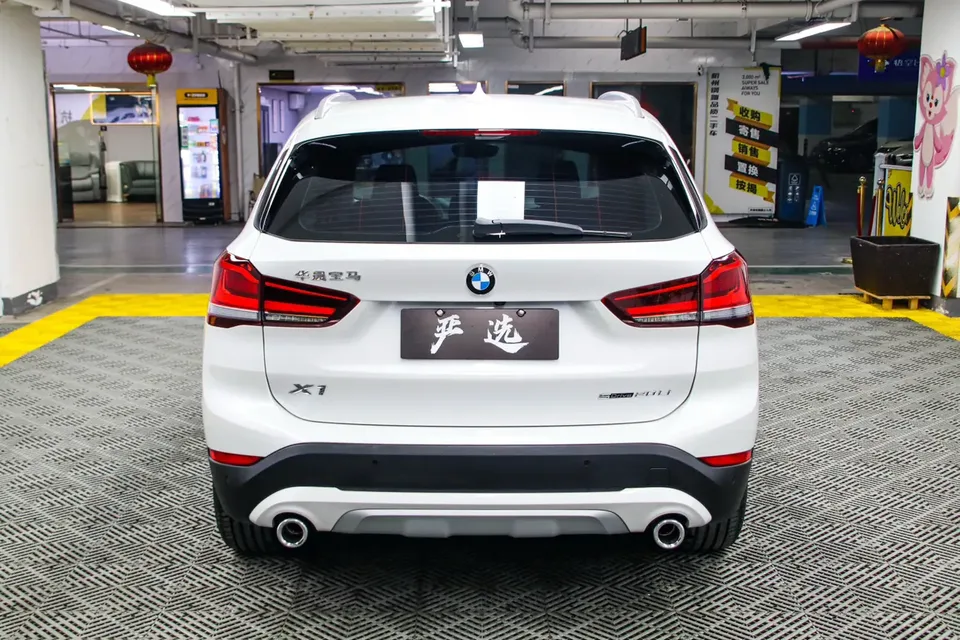 BMW X1 BMW X1 2022 sDrive20Li Fashion Edition 2022 — миниатюра 2