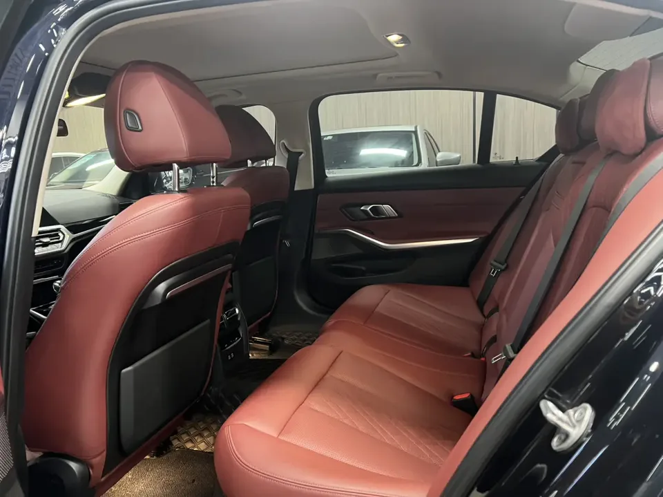 BMW 3 Series facelift 320Li M Sport package 2022 — миниатюра 3