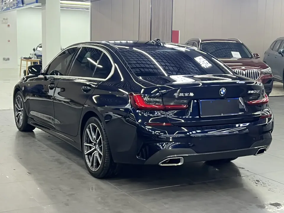 BMW 3 Series facelift 320Li M Sport package 2022 — миниатюра 4
